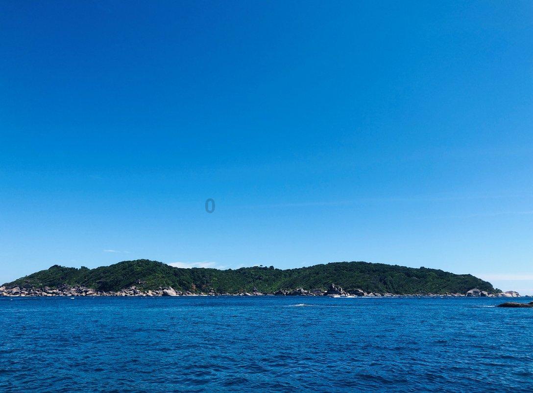 胡元坤:坚定“进城入圈”不动摇 实施两大行动